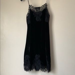 alice + olivia black velvet slip dress